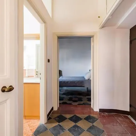 Apartment Charming At Spanish Steps, No Elevator Rome