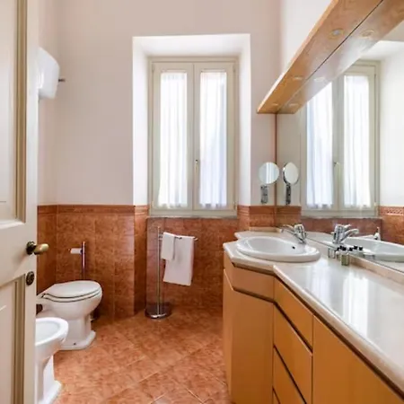 Apartment Charming At Spanish Steps, No Elevator Rome