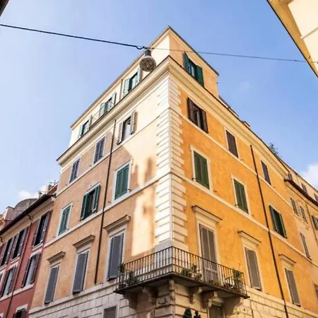 Charming At Spanish Steps, No Elevator Apartment *