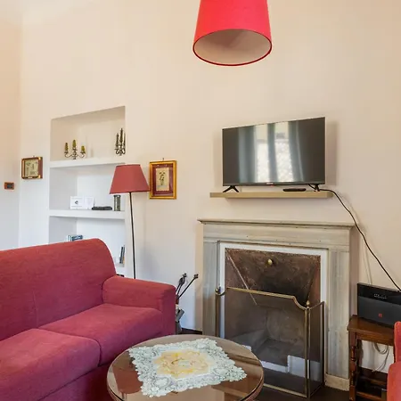 Apartment Charming At Spanish Steps, No Elevator