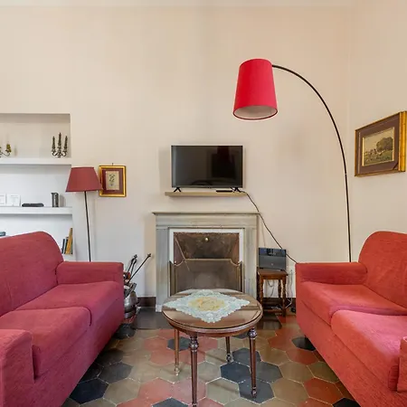 Apartment Charming At Spanish Steps, No Elevator