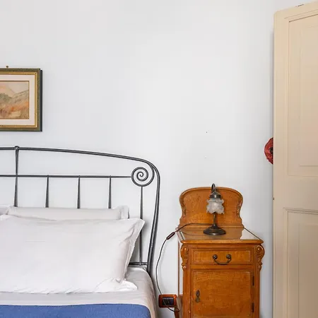 Appartement Charming At Spanish Steps, No Elevator Rome